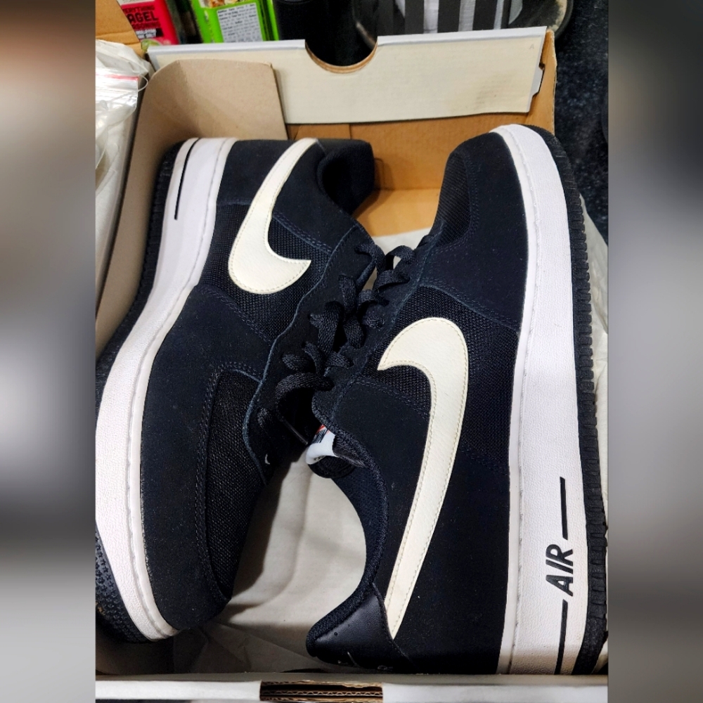 Nike Air Force 1
